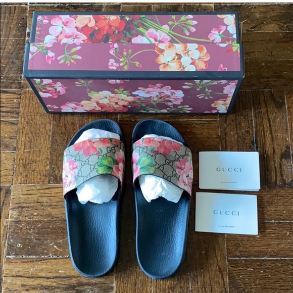 gucci bloom slides size 9